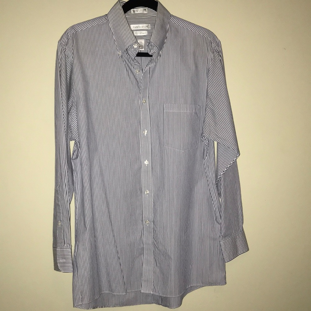 Van Heusen Men’s Pinpoint Oxford Dress Shirt